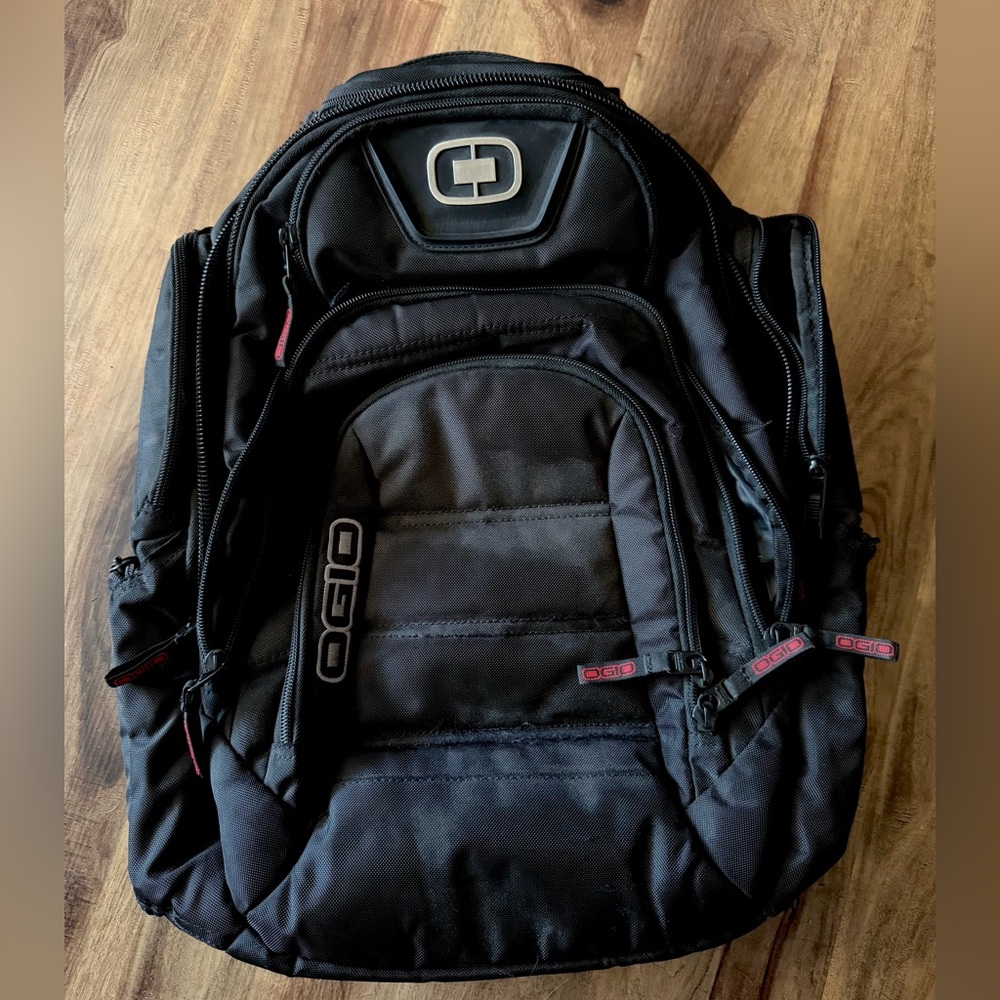 OGIO RENEGADE RSS LAPTOP BACKPACK - Picture 2 of 16